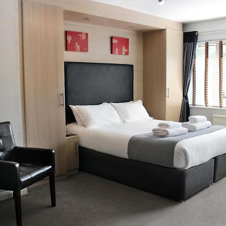 Готель Wickwoods Albourne Екстер'єр фото